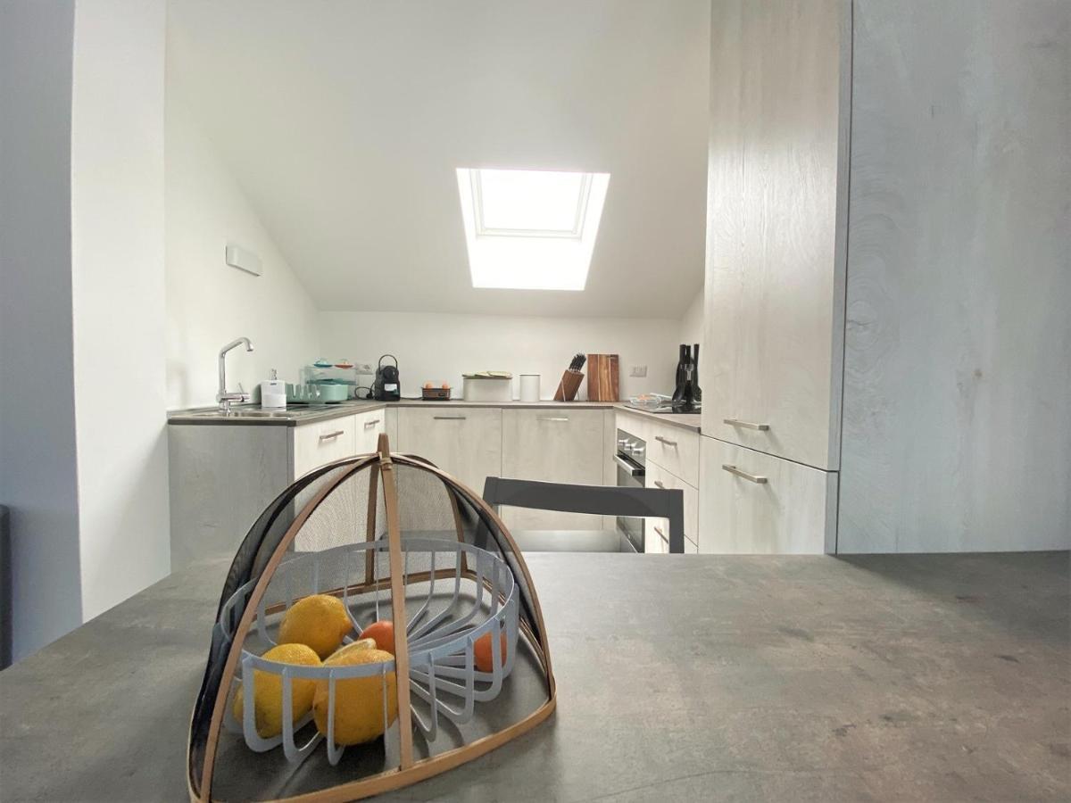 La Rondinella - Loft With Fantastic View On Lake Como Apartment Argegno Exterior photo